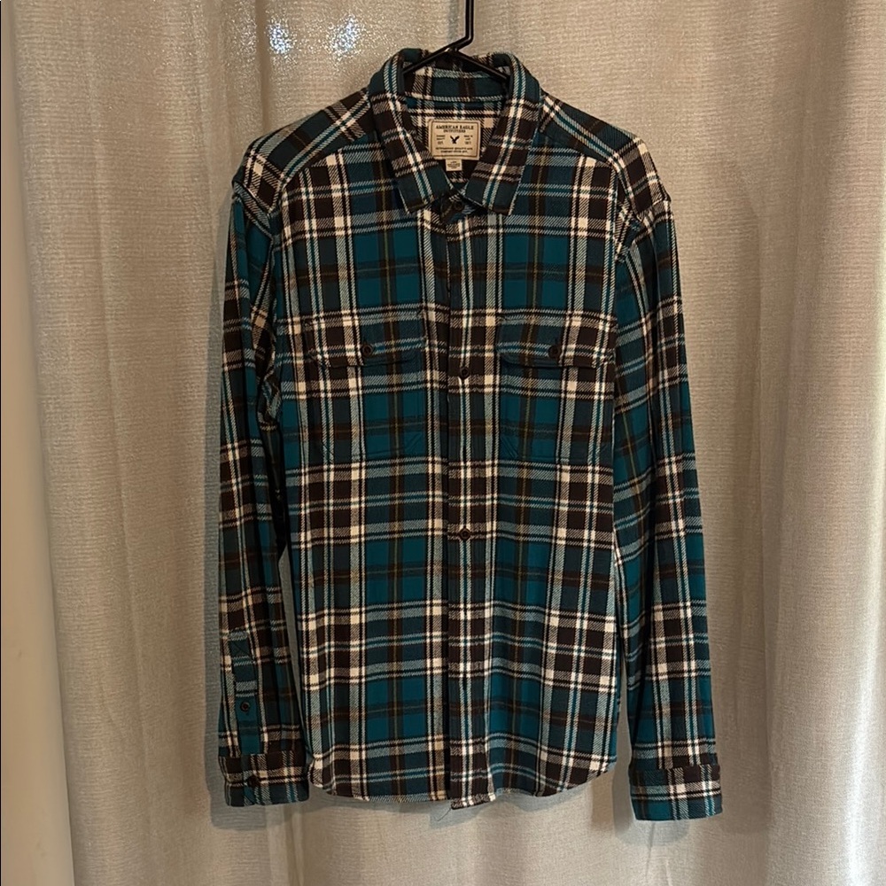 American Eagle Outfitters Teal and Black Plaid Casual Button Down Shirt